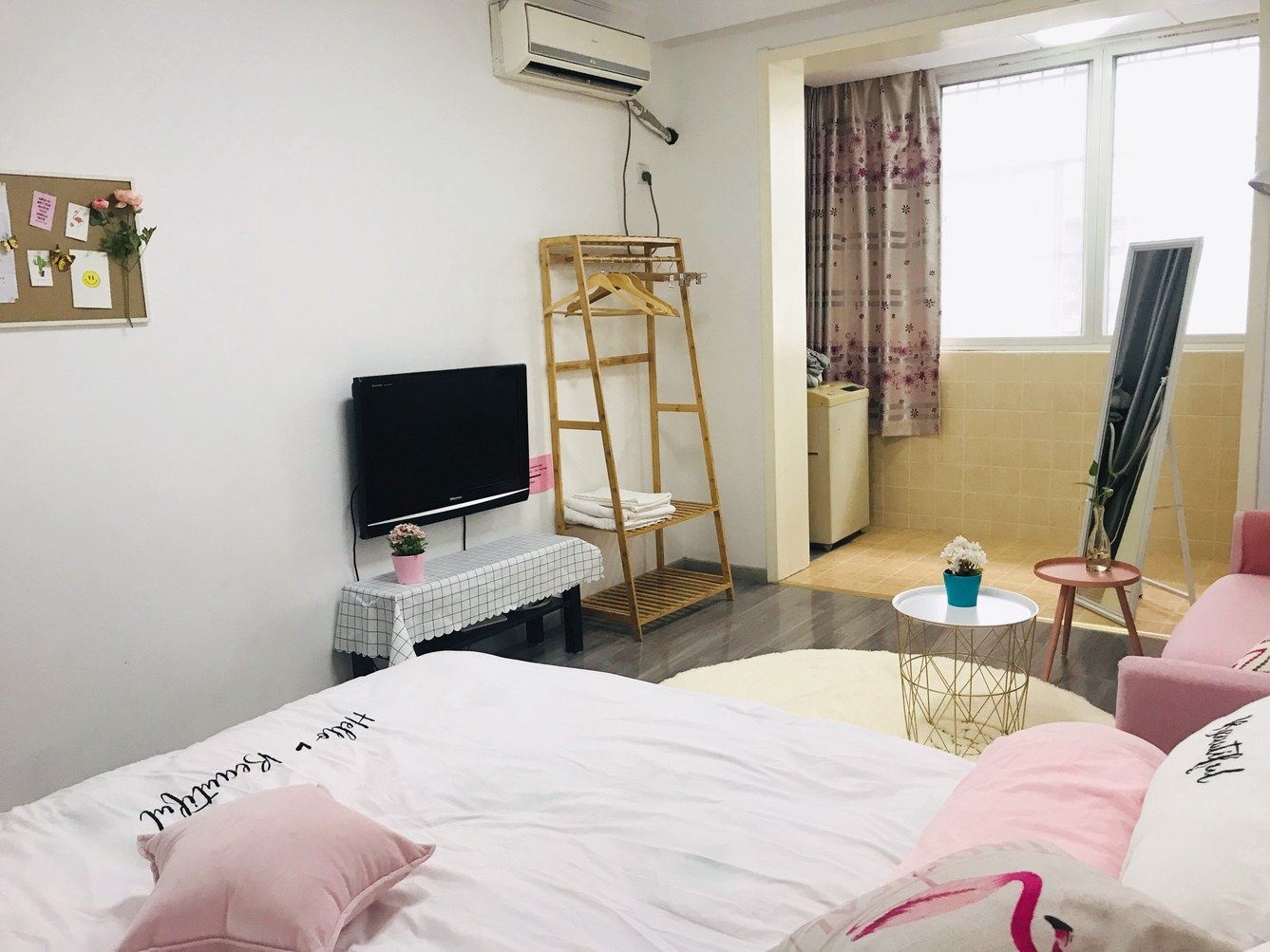 苹果二室大床房