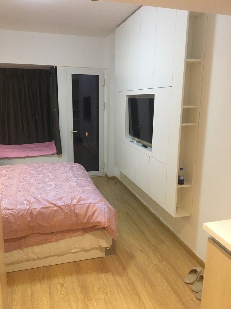 精装一室大床房