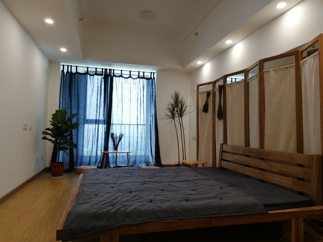 一室大床房