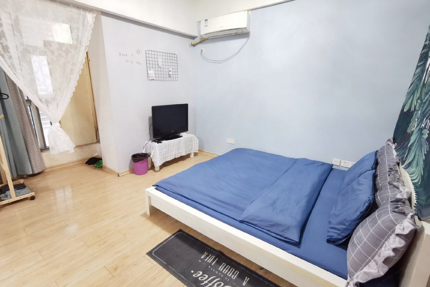 简约一室大床房