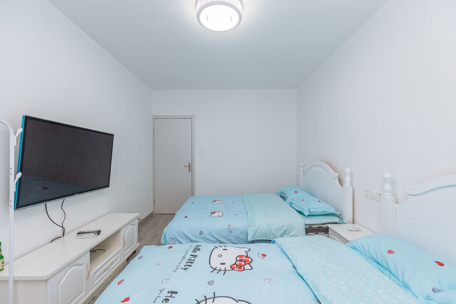 舒适舒适三室一厅套房