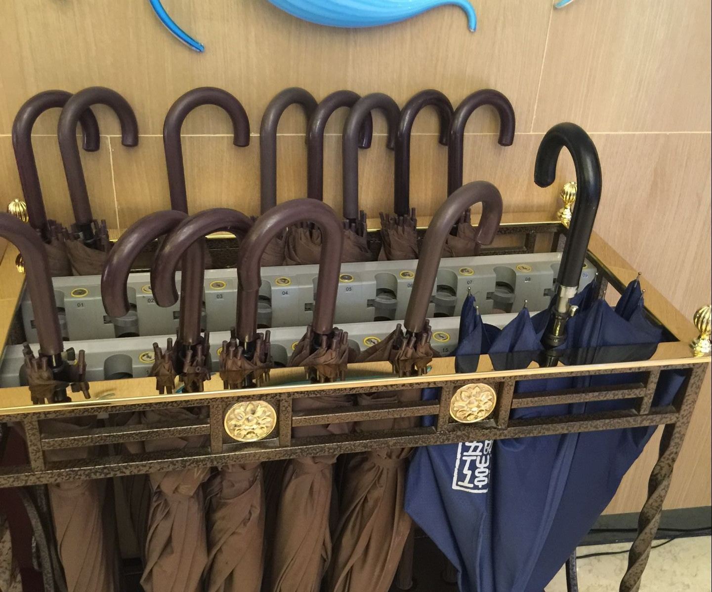 其他