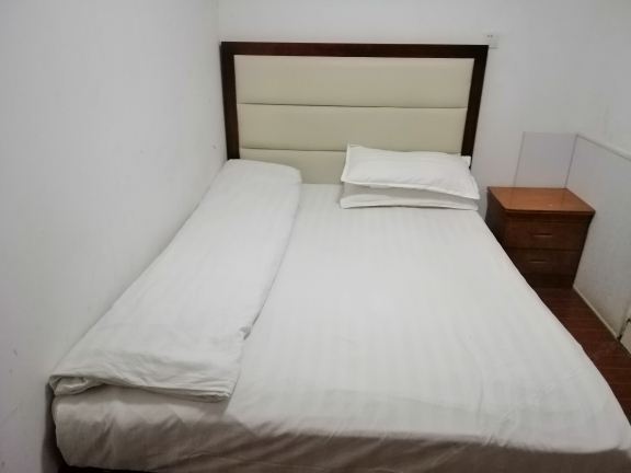 普通单人间