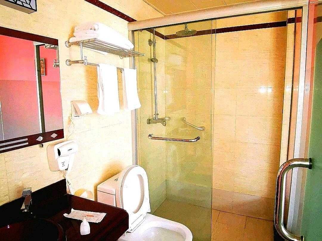 商务大床房