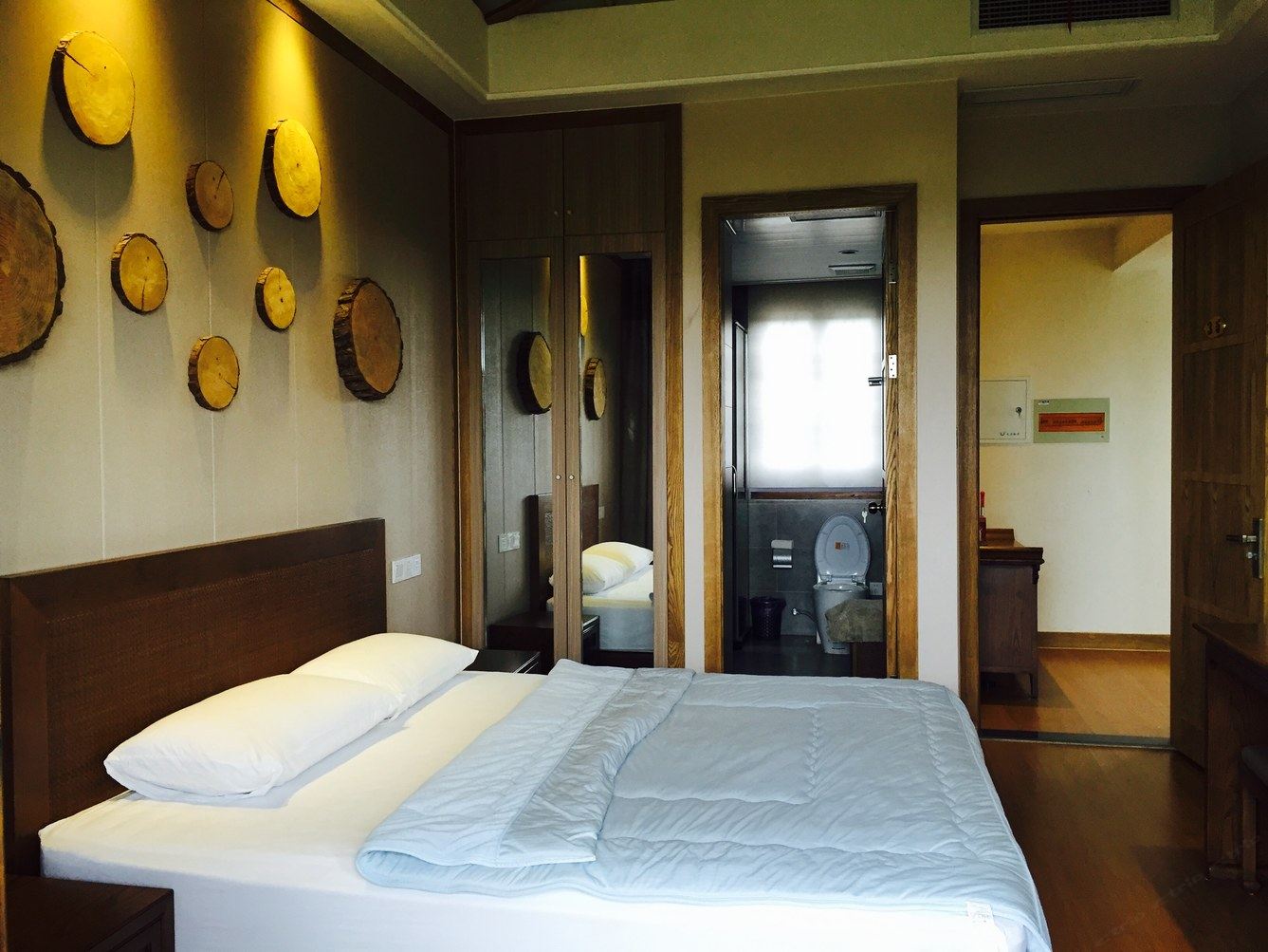 休闲一室大床房