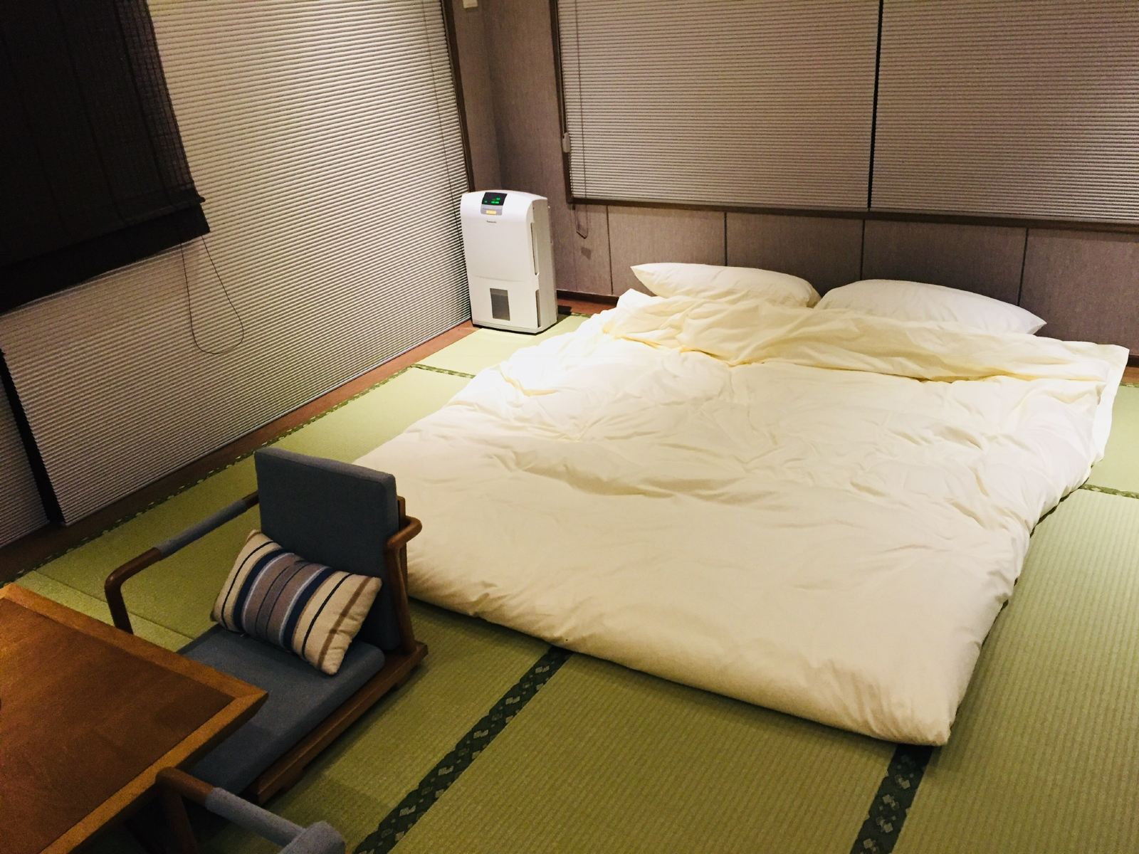 日式榻榻米房