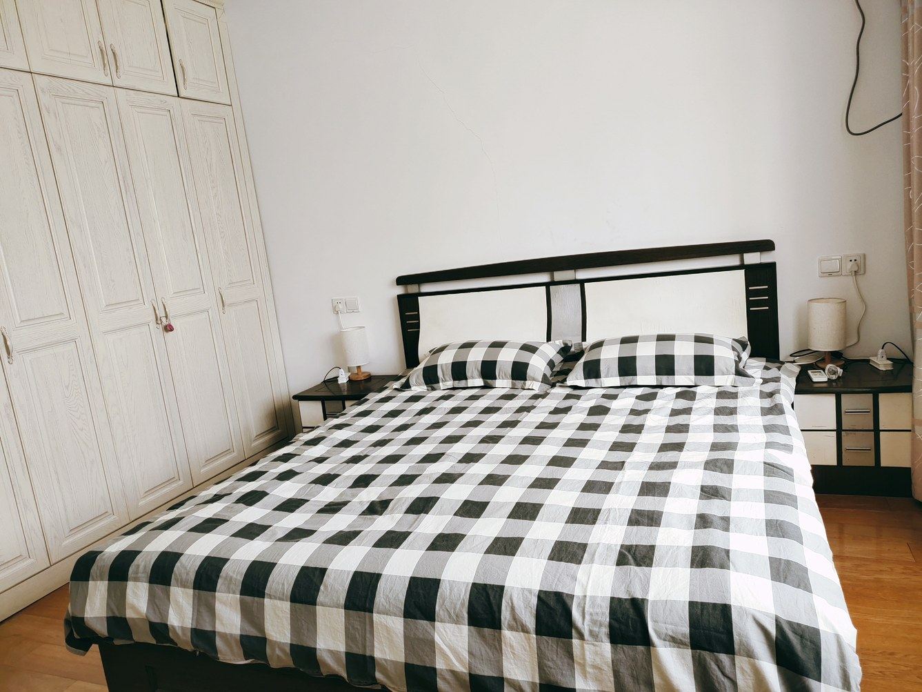 舒适三室二厅套房