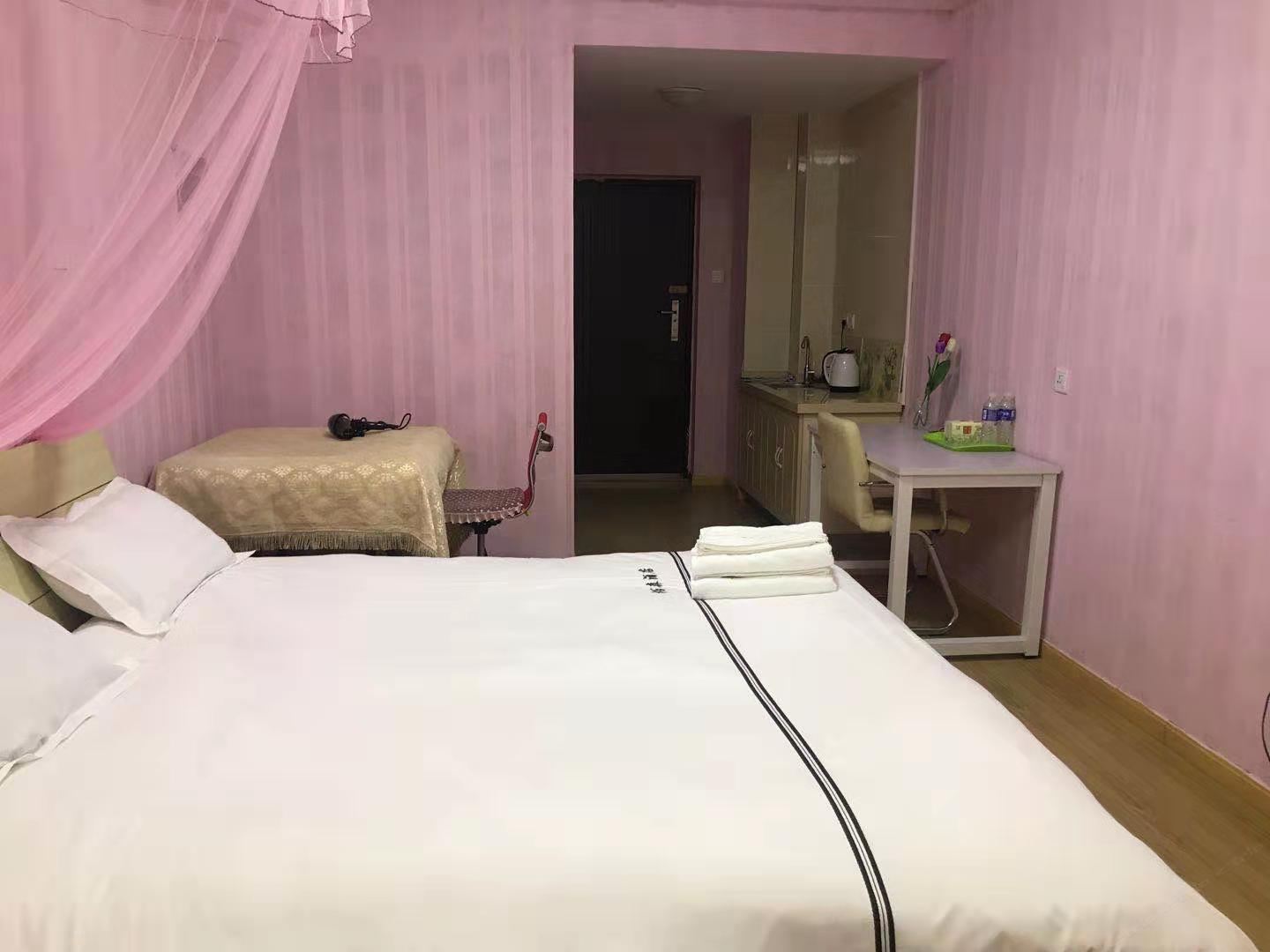 精品大床房