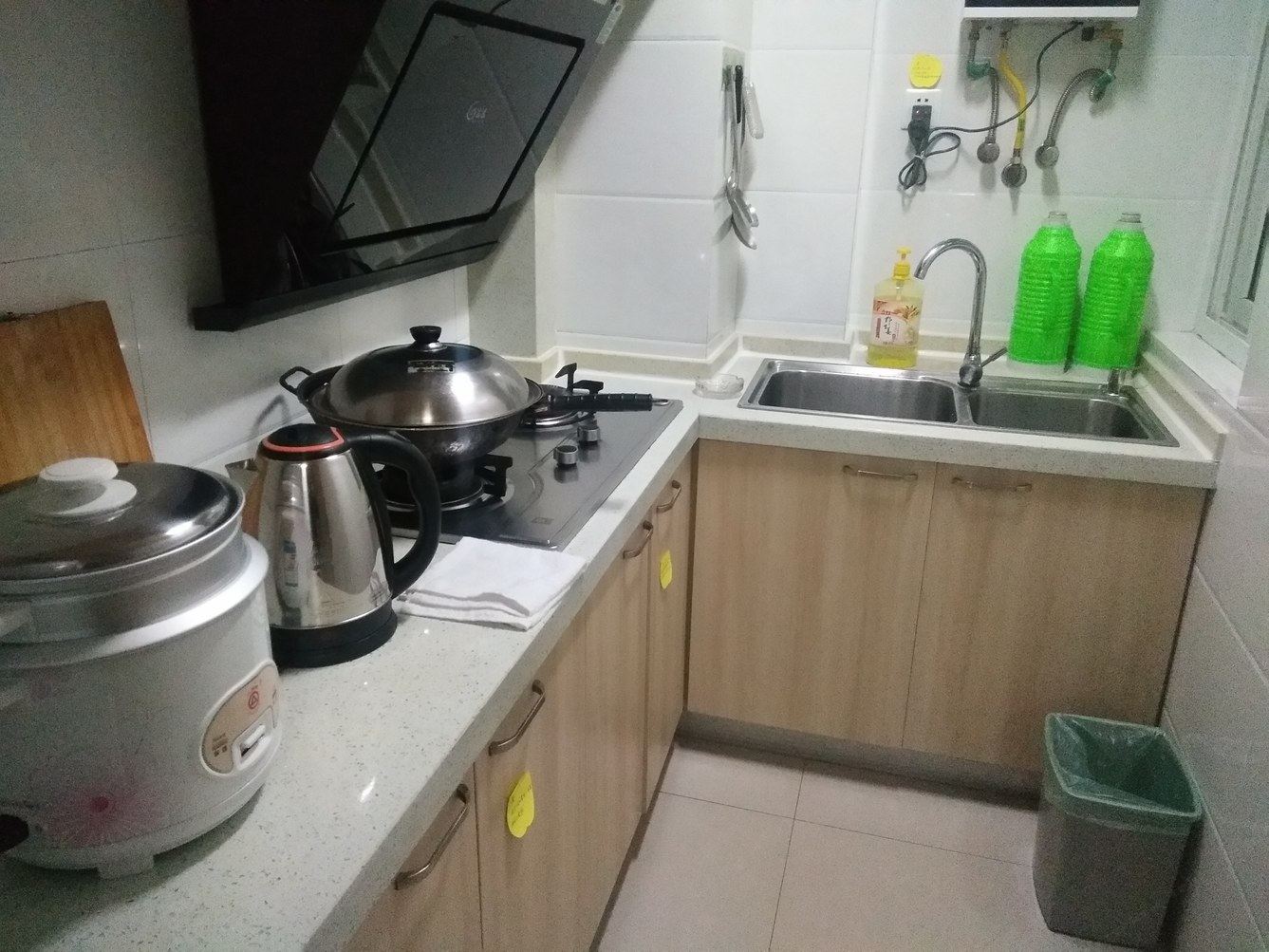 温馨之家二室二厅套房