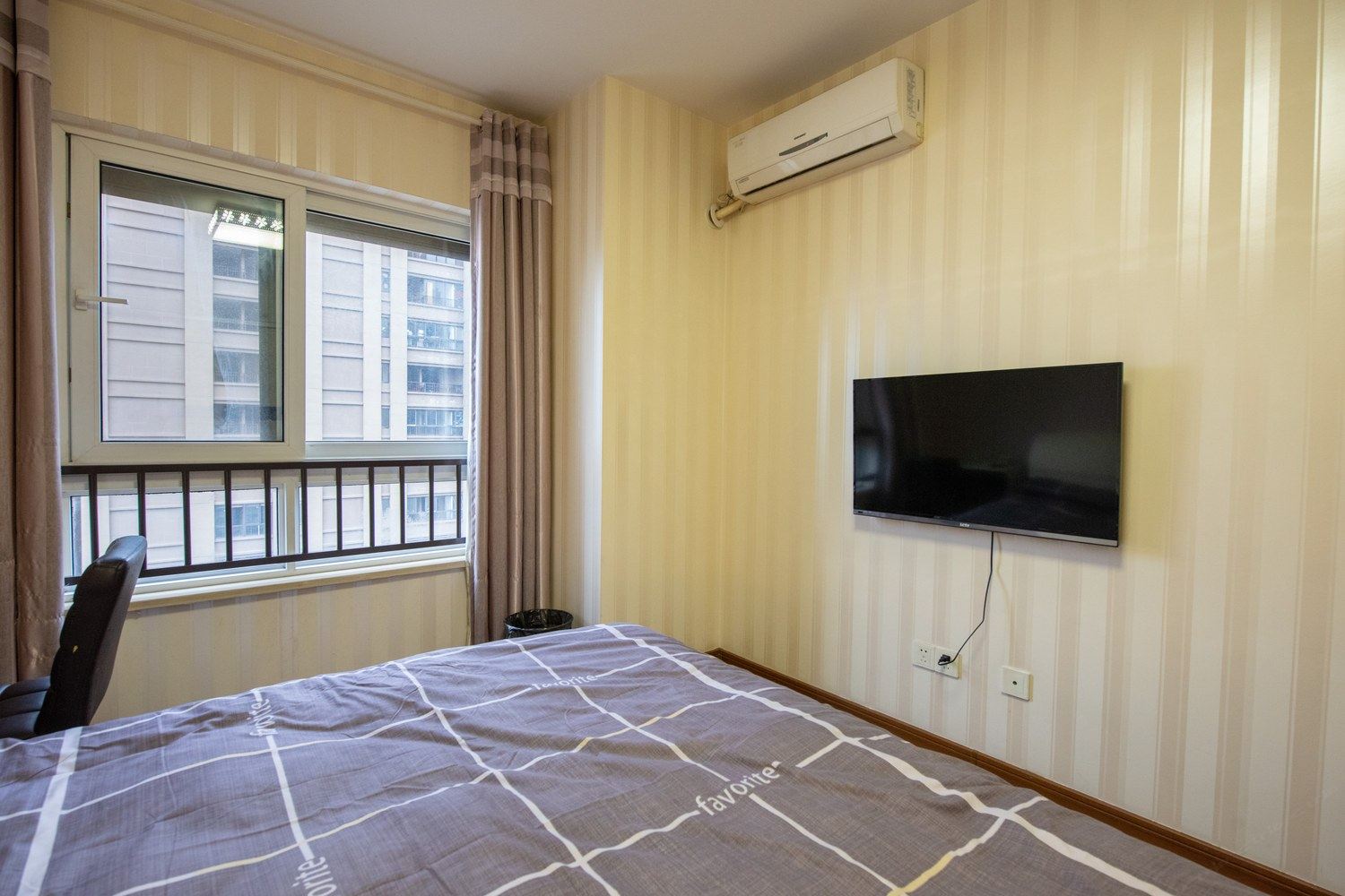 高档二室二厅套房