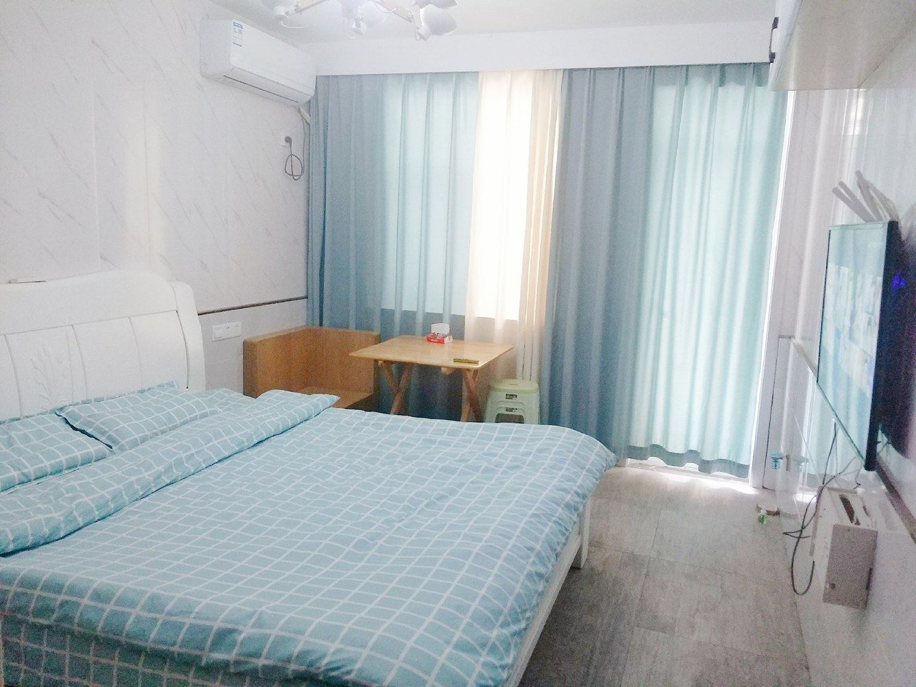 一室大床房