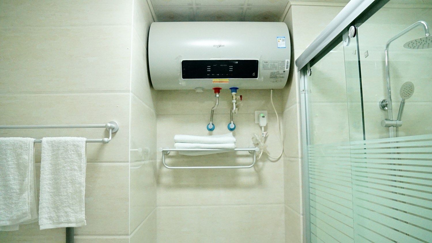 舒适温馨一室大床房