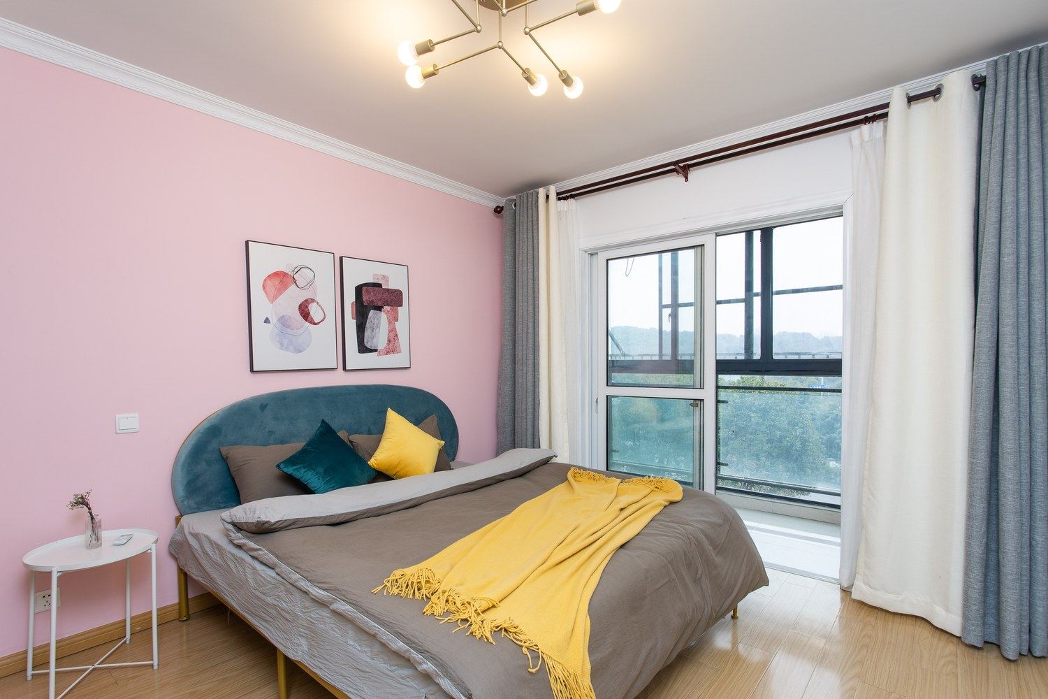 樱花三室一厅套房