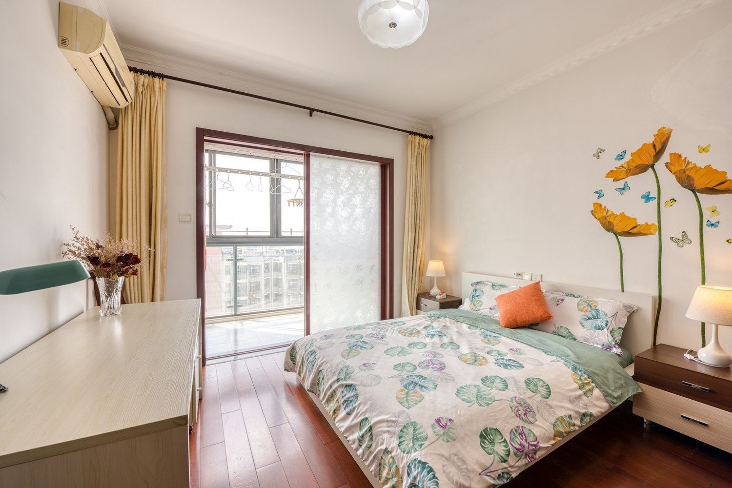 樱花二室一厅套房