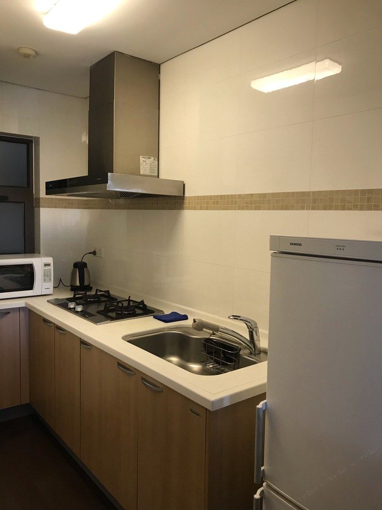 高端一室大床房