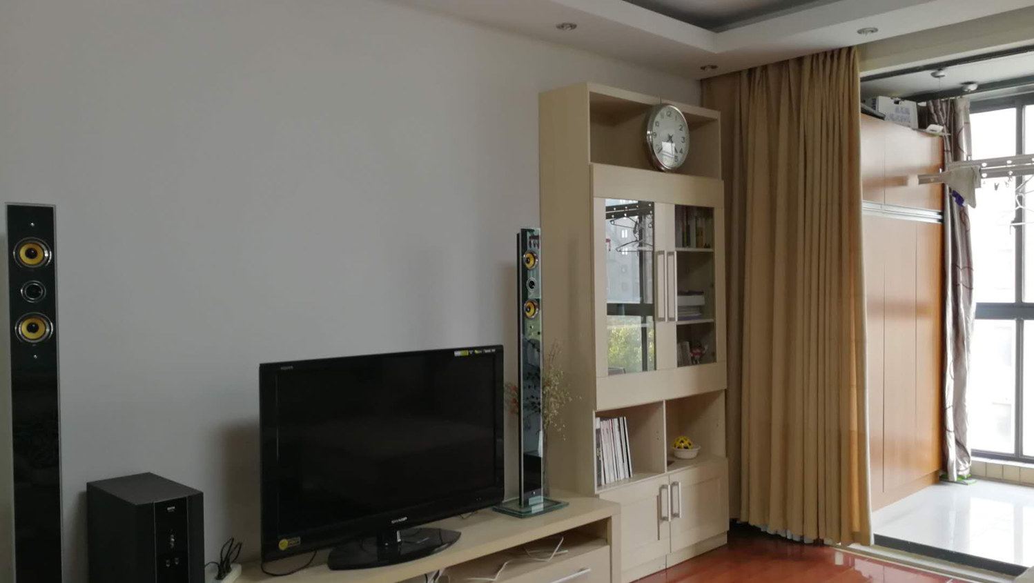 花园二室二厅套房