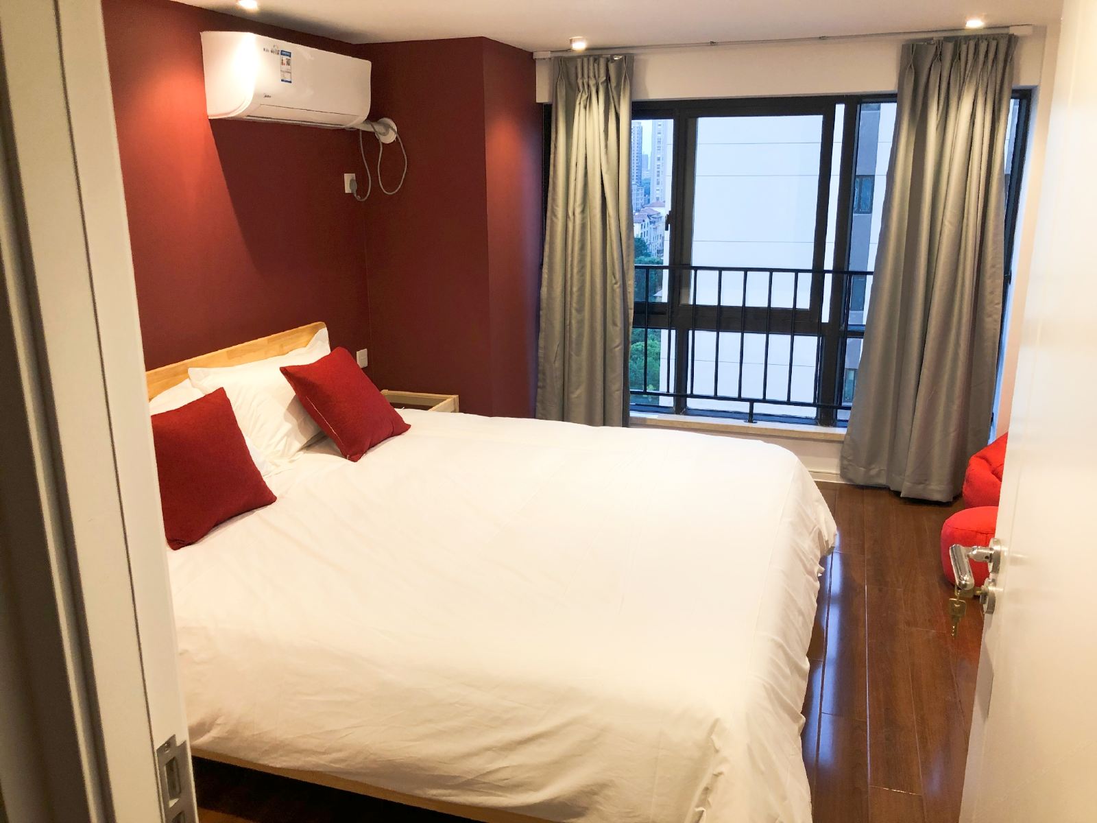 复式智眠两室一厅