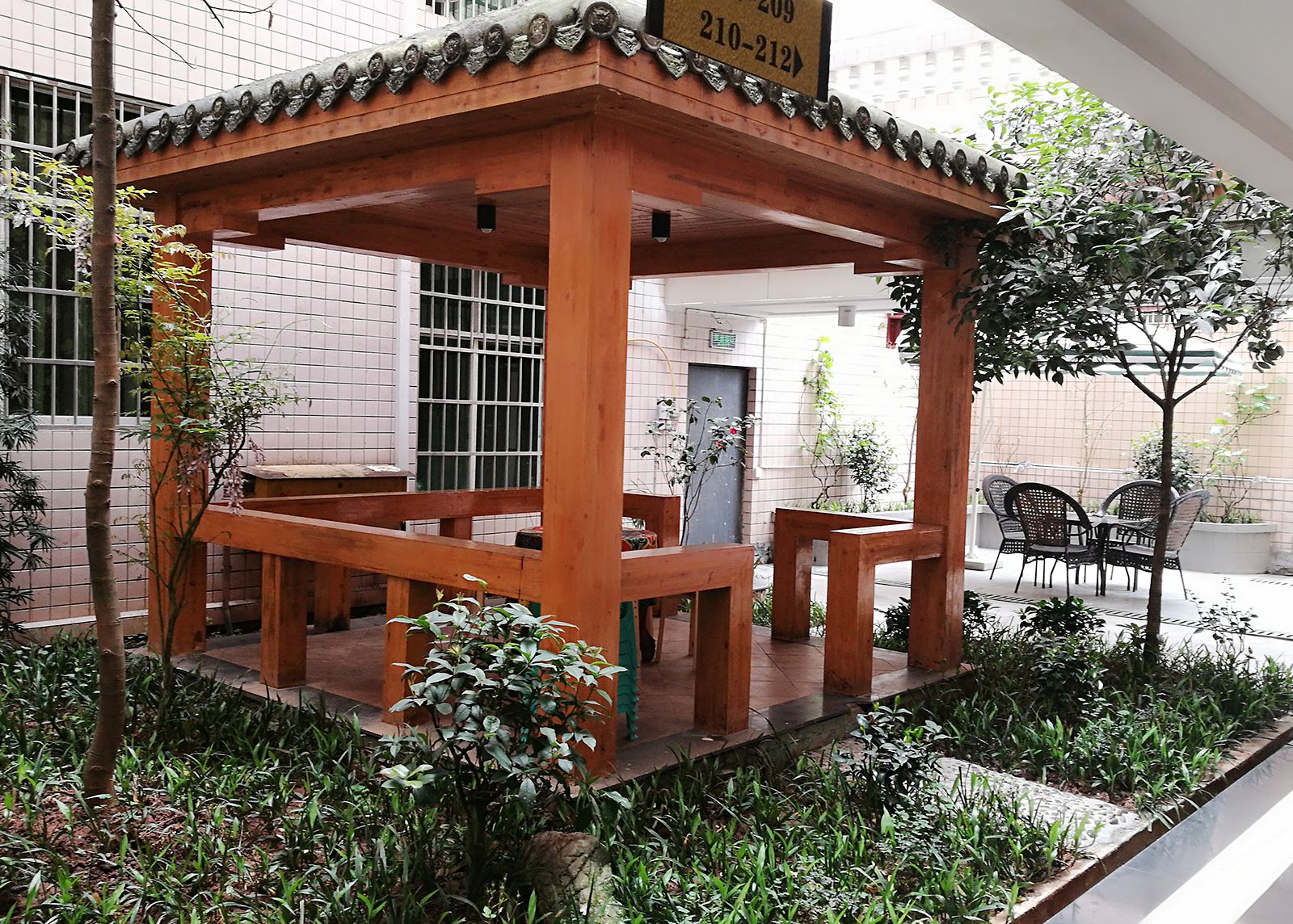 阿富尔酒店(重庆大足鸿兴店)