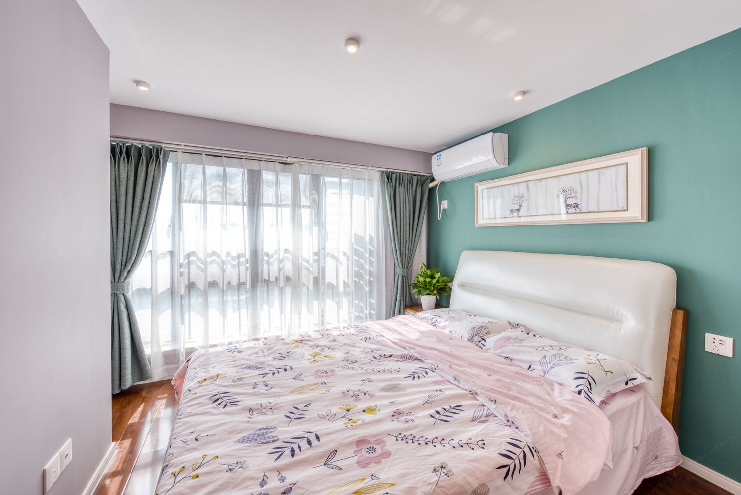 雅居一室一厅套房