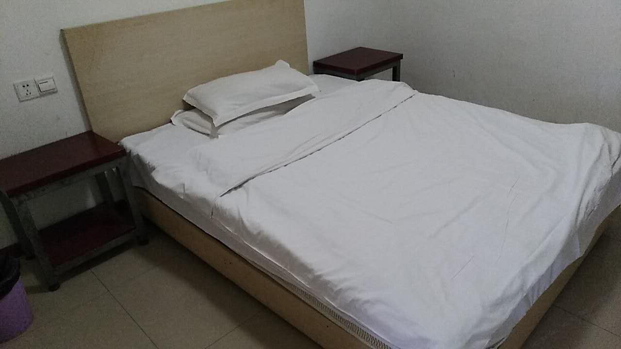 特惠大床房(无窗)