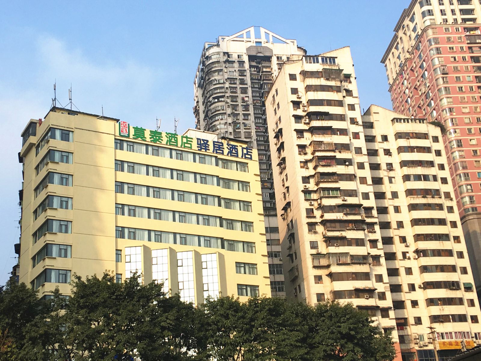 莫泰酒店(重庆解放碑朝天门码头来福士广场店)