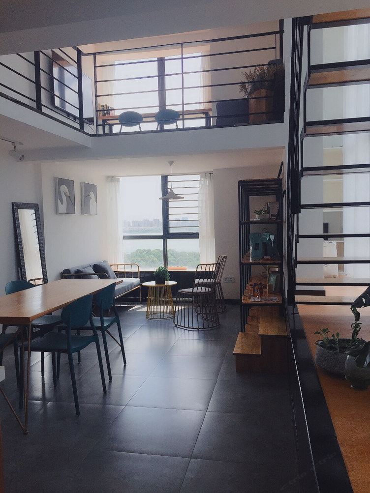 loft二室一厅套房