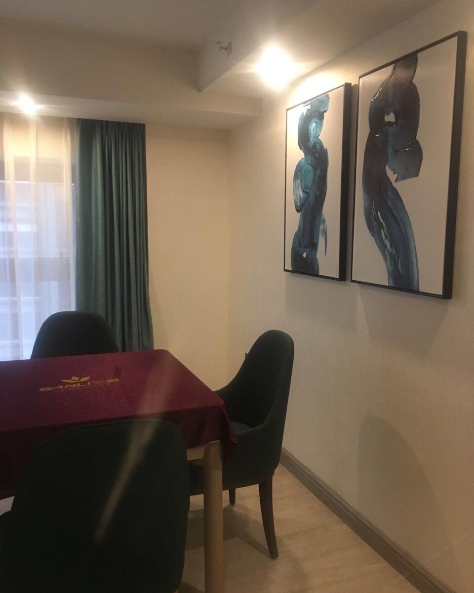 健身娱乐设施
