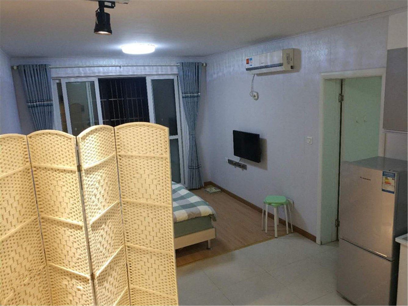 精装大床房