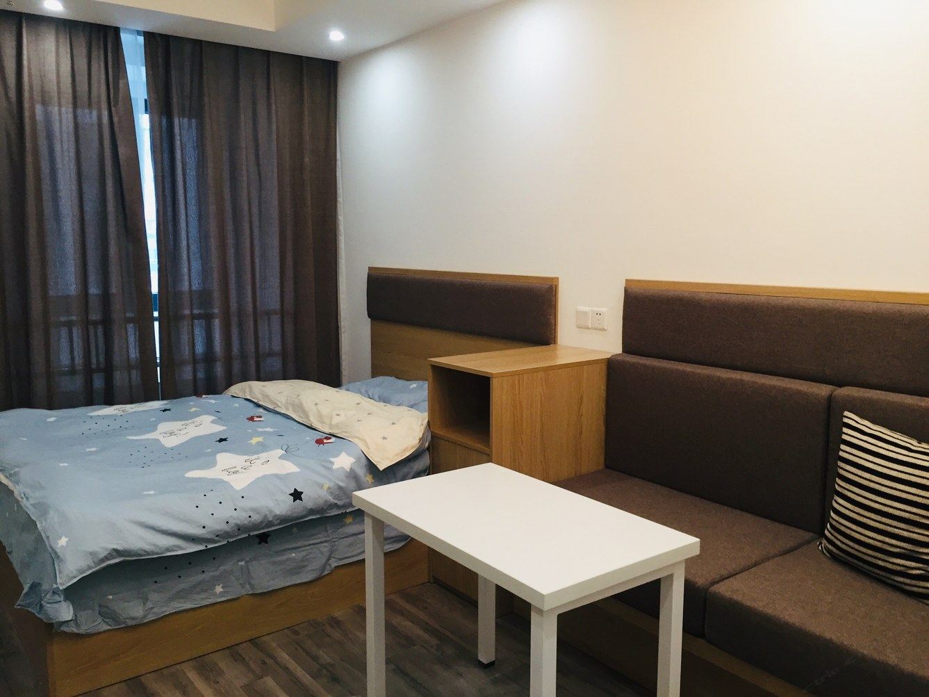 茱萸一室大床房