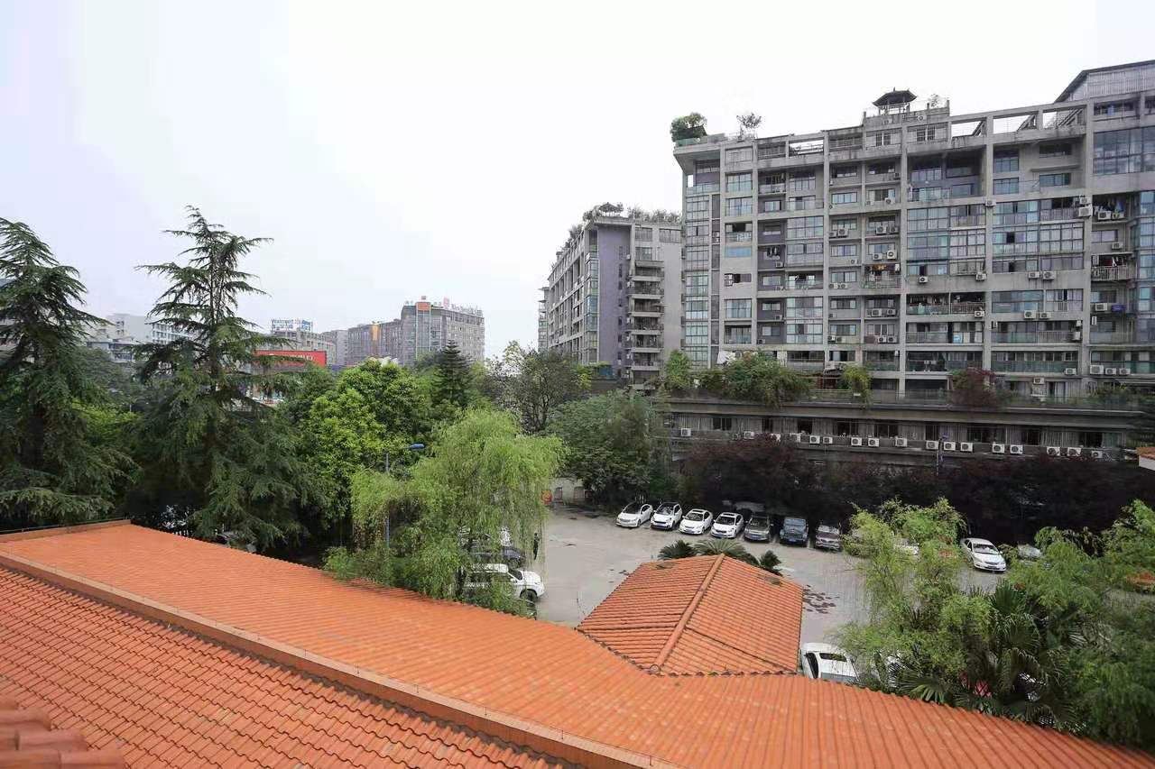 重庆半岛公寓