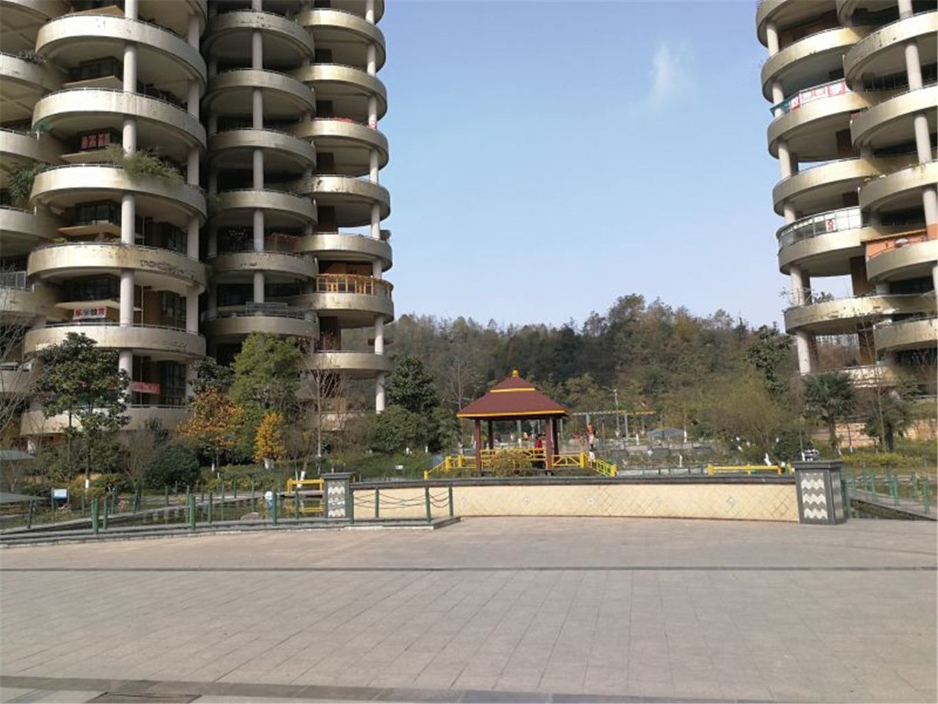贵阳夜幕浪漫主题酒店