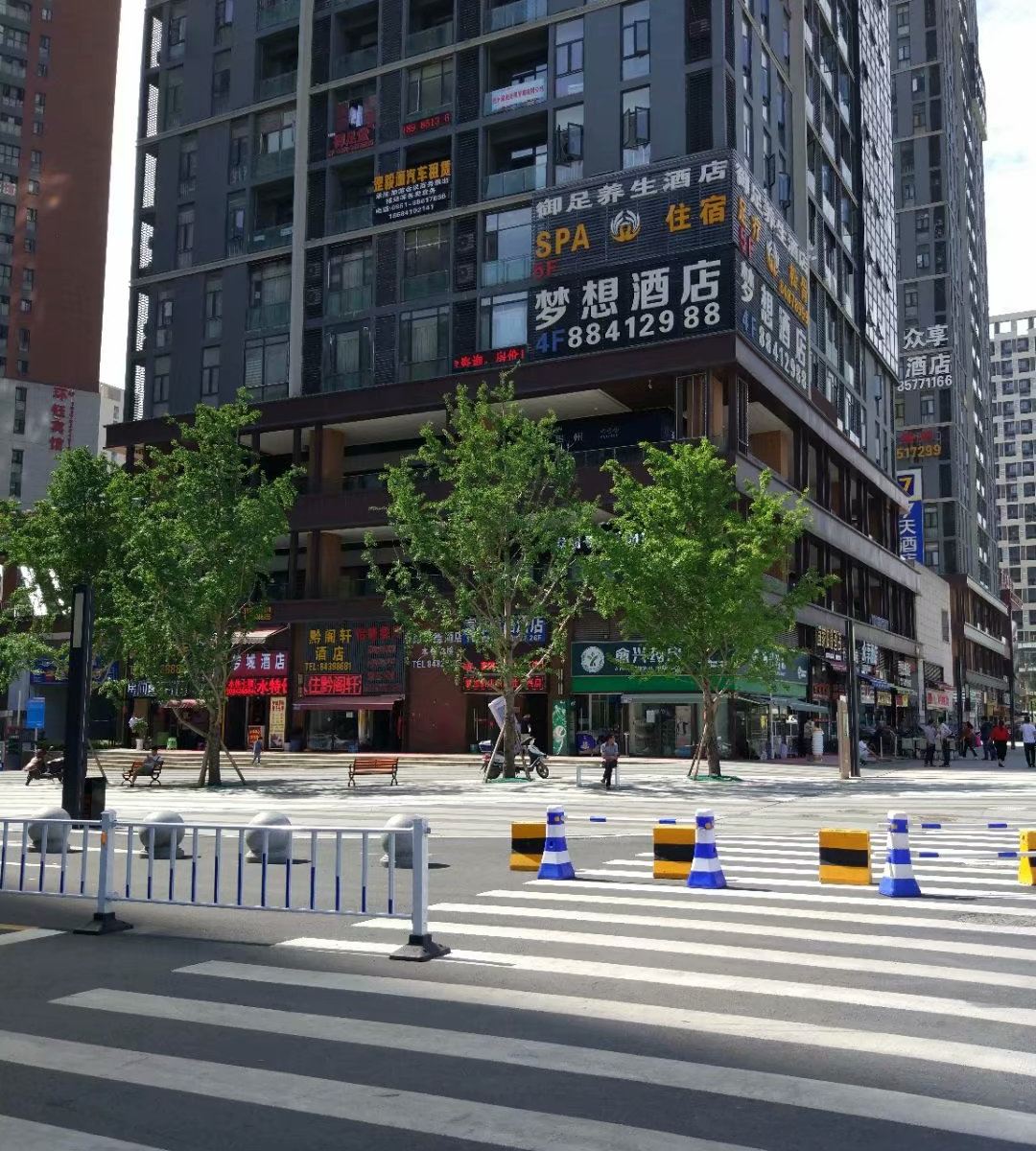 贵阳简暧酒店