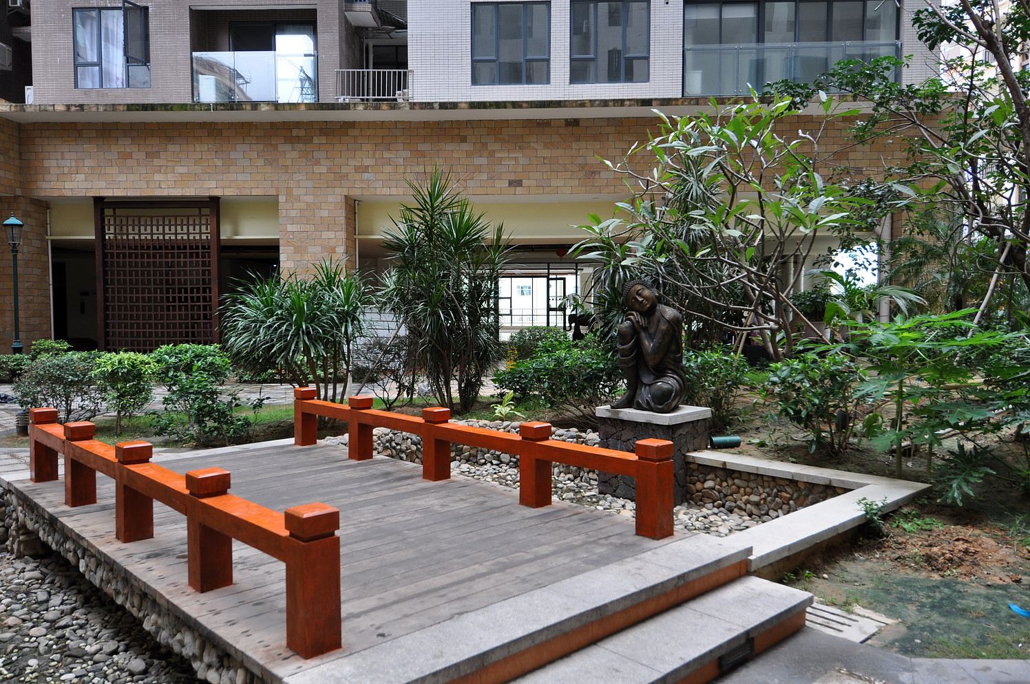 三亚太阳雨海景公寓