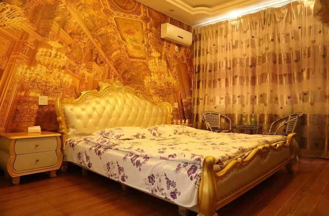 豪华大床房