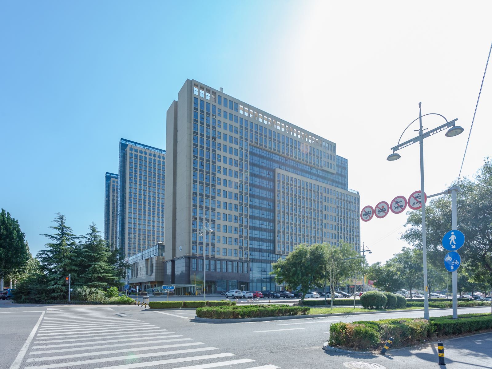 济南IU影视主题连锁酒店