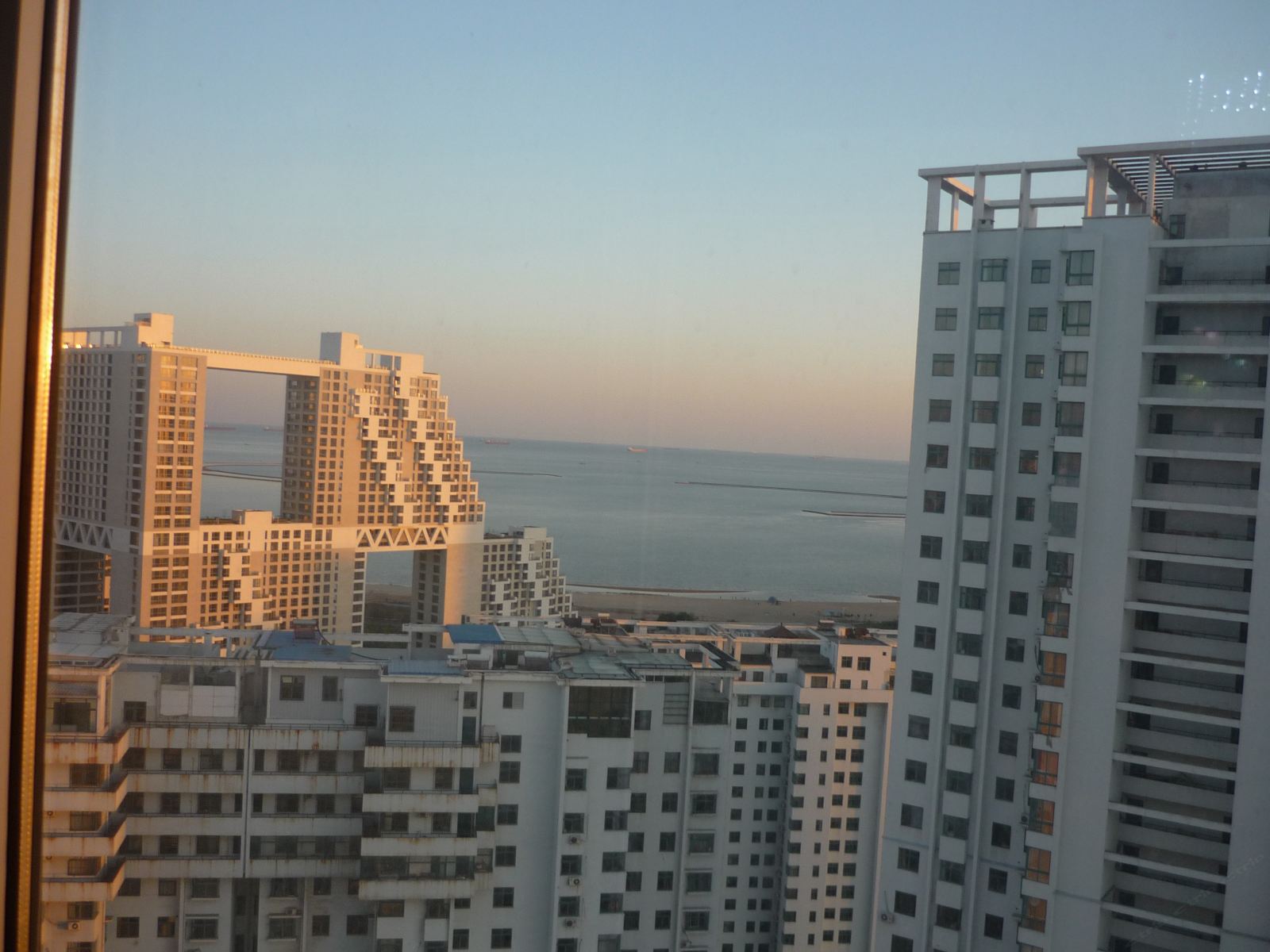 秦皇岛丽姐家庭海景公寓
