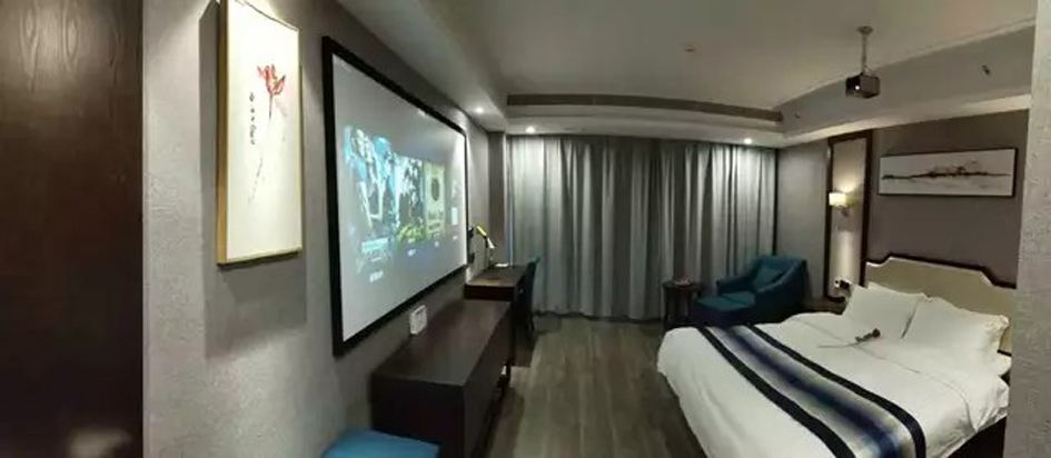 100寸feekr巨幕影院大床房