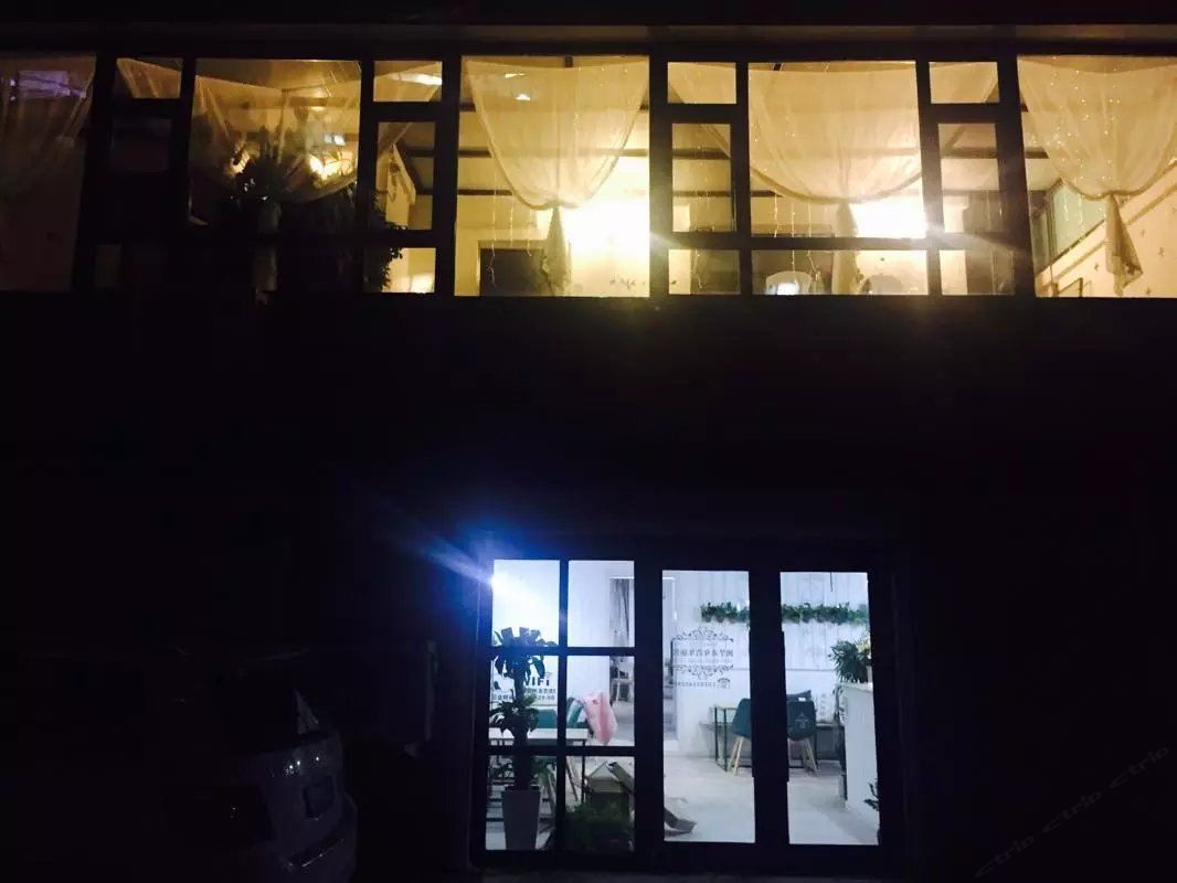 长春风华素年青年旅社