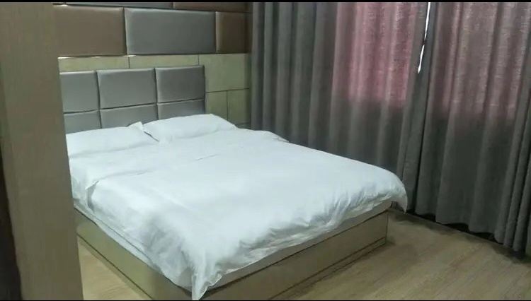 大床房