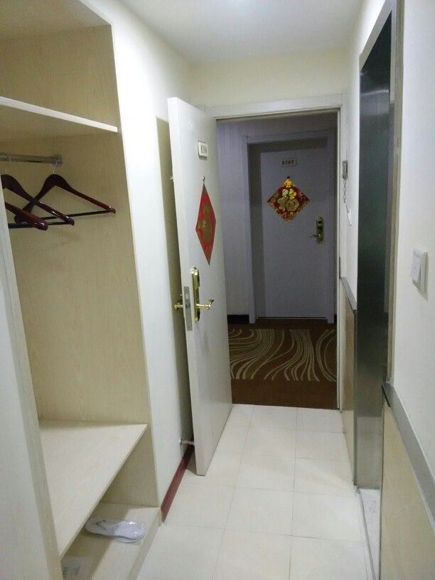 豪华大床房