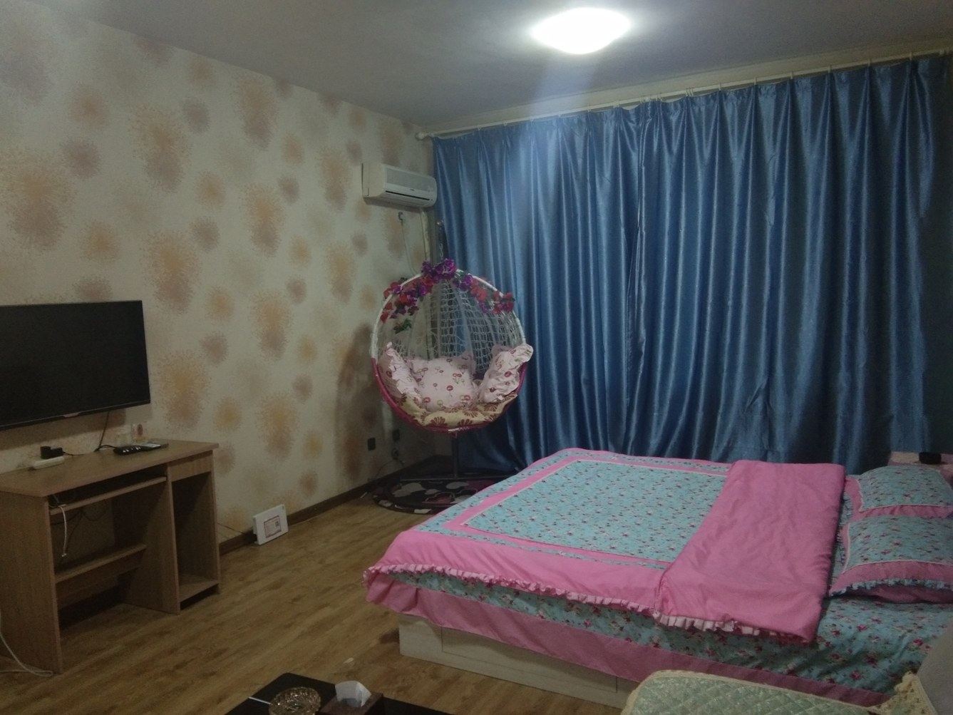 温馨大床房