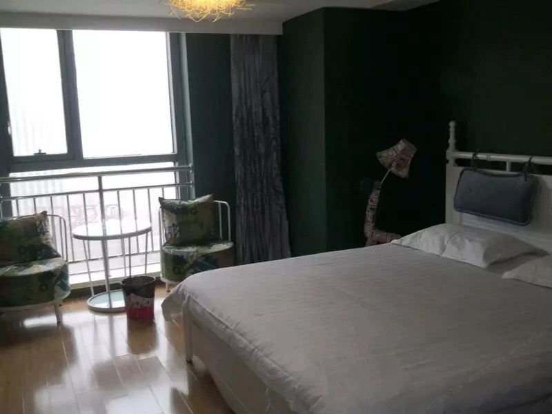 特惠大床房