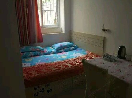 标准双床房(无窗)