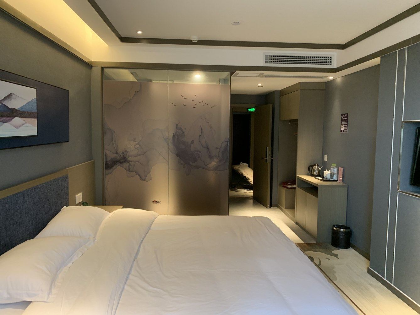 欧式风格一室大床房