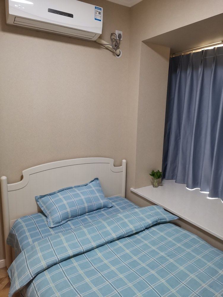 舒适三室一厅套房