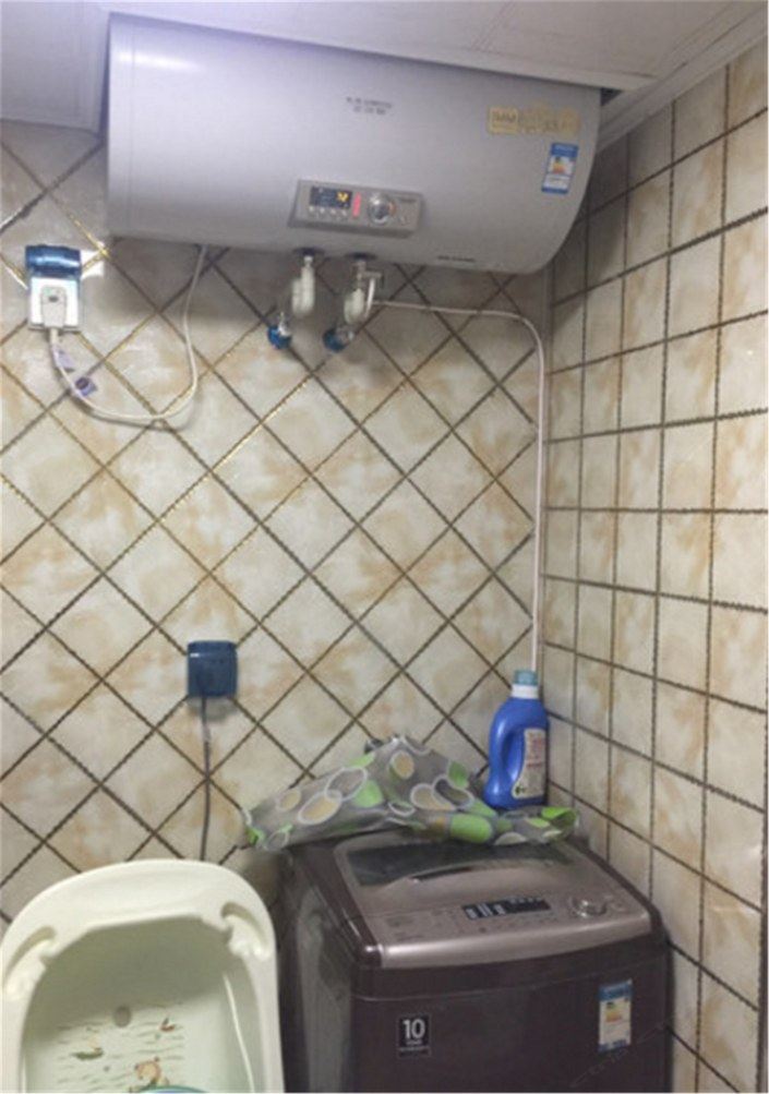 清新家庭房