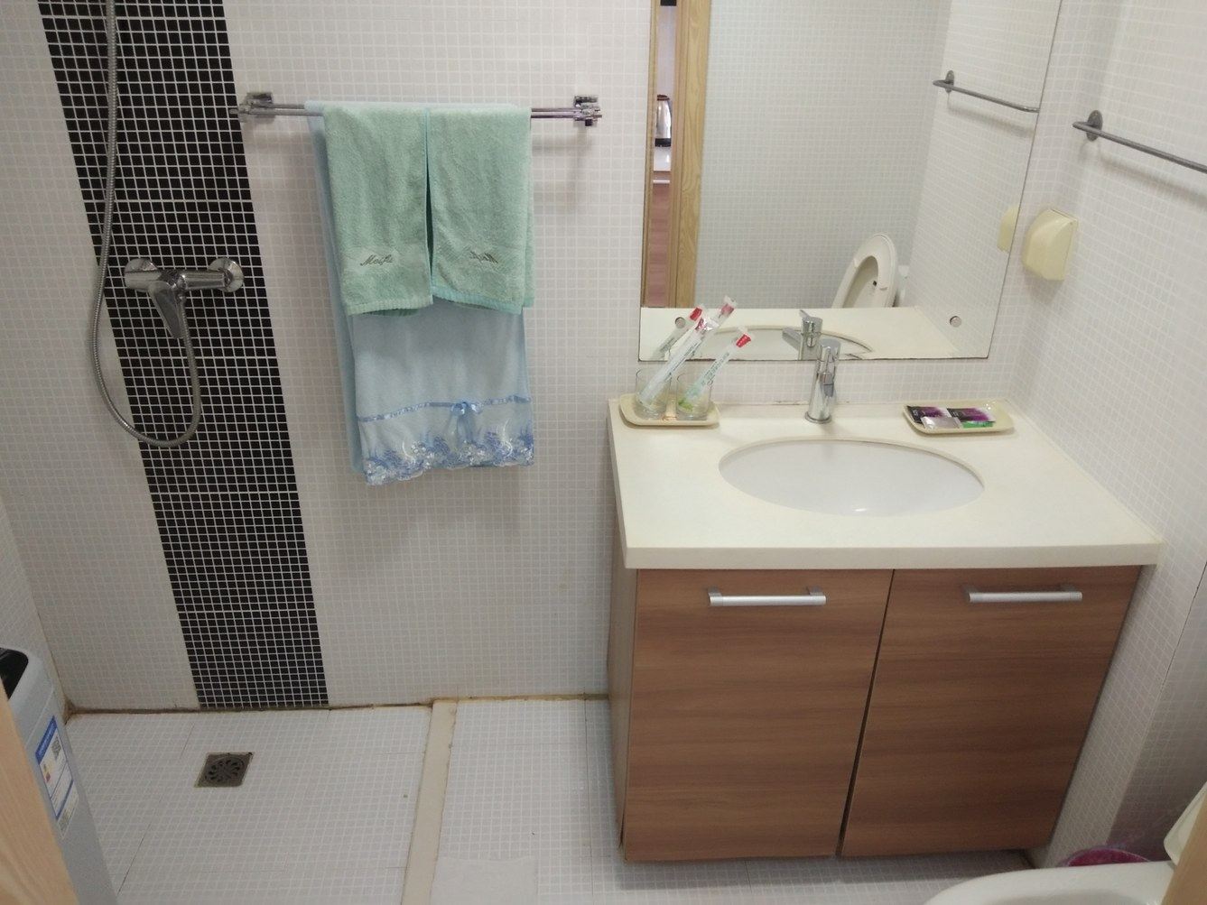 情侣大床房