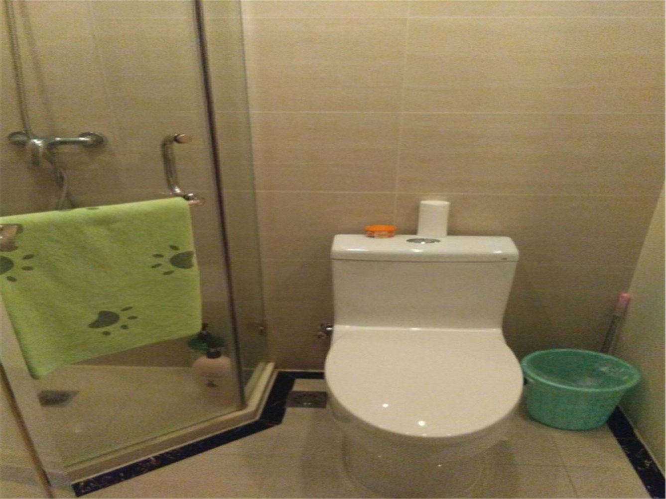 精致情侣一室大床房