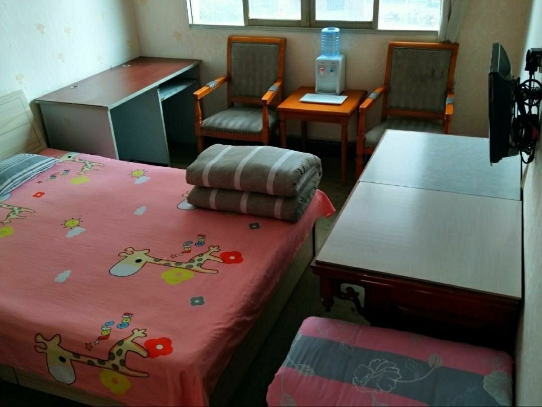 舒适标准间(公共卫浴)