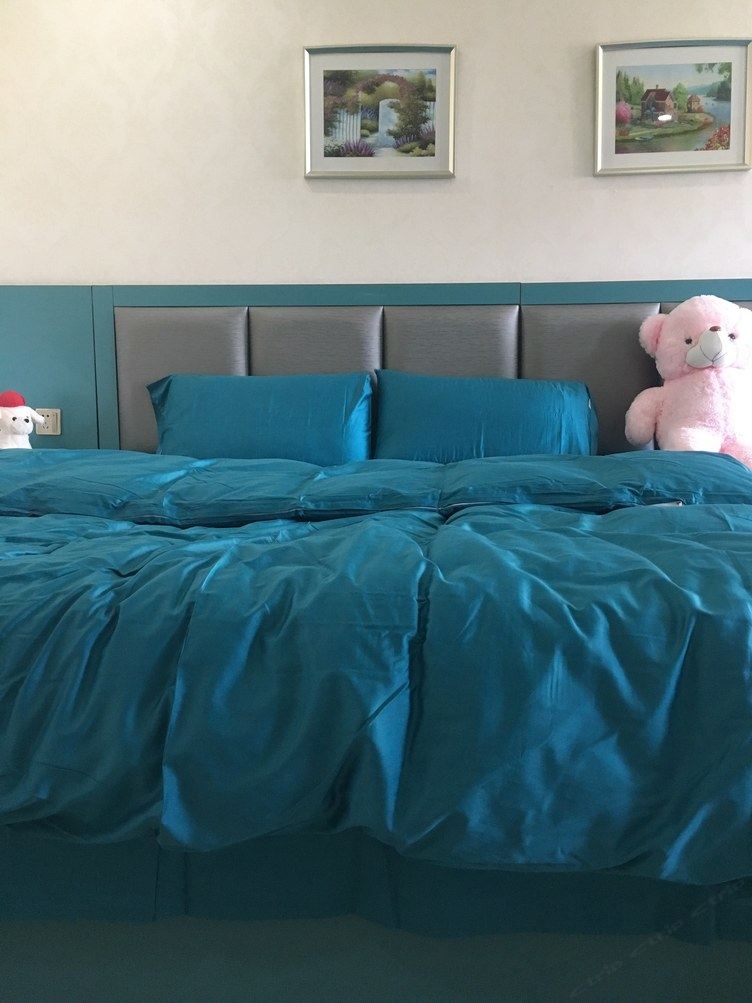 玫瑰一室二床房
